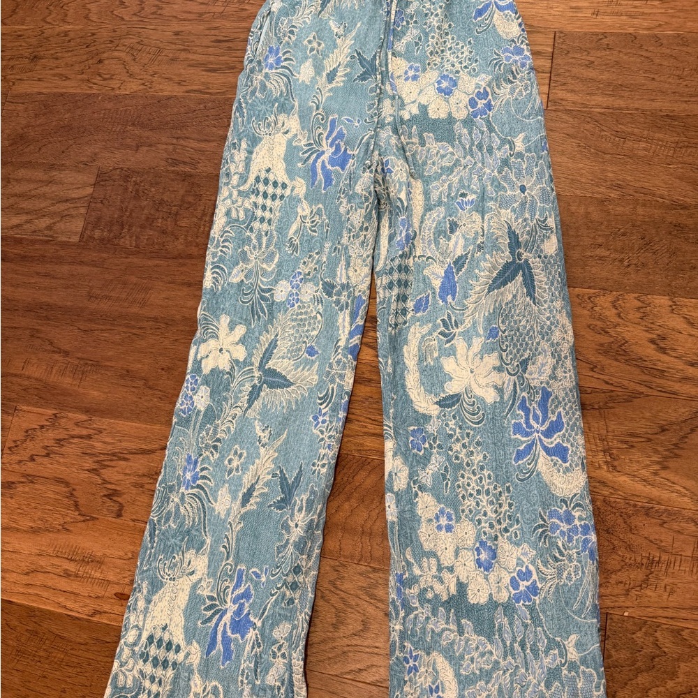 Abercrombie & Fitch Blue Floral Pants